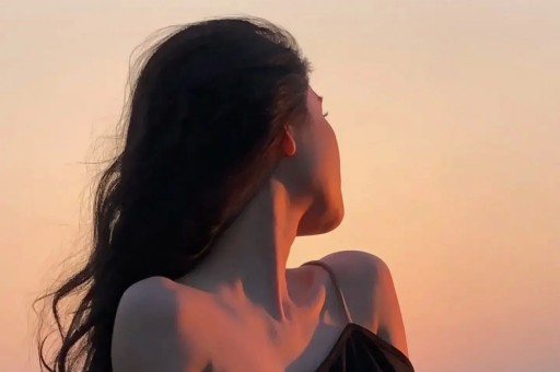 优思益塌房始末：明星集体道歉背后假洋牌与代工厂的真相